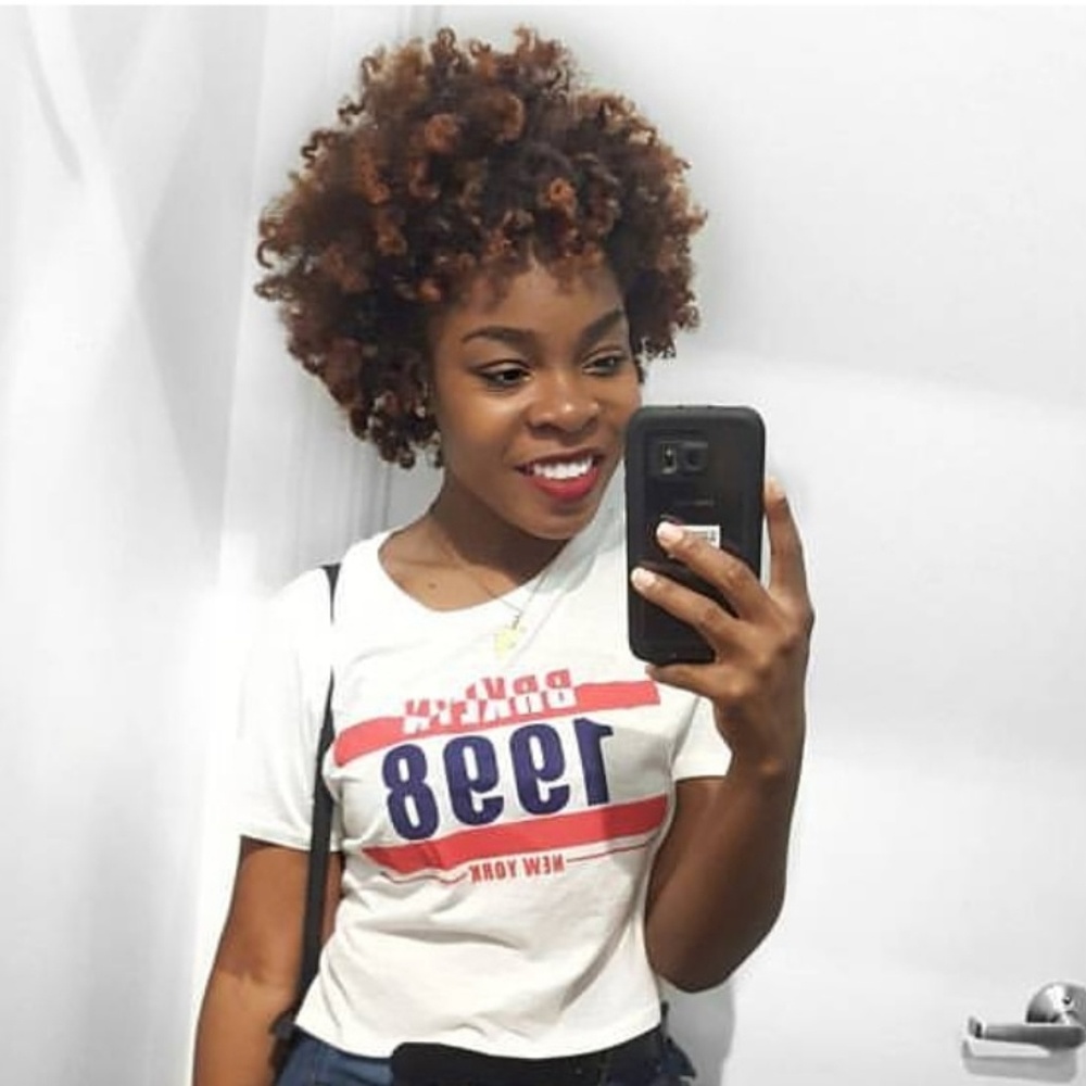 Meet your Posher, Tamsy